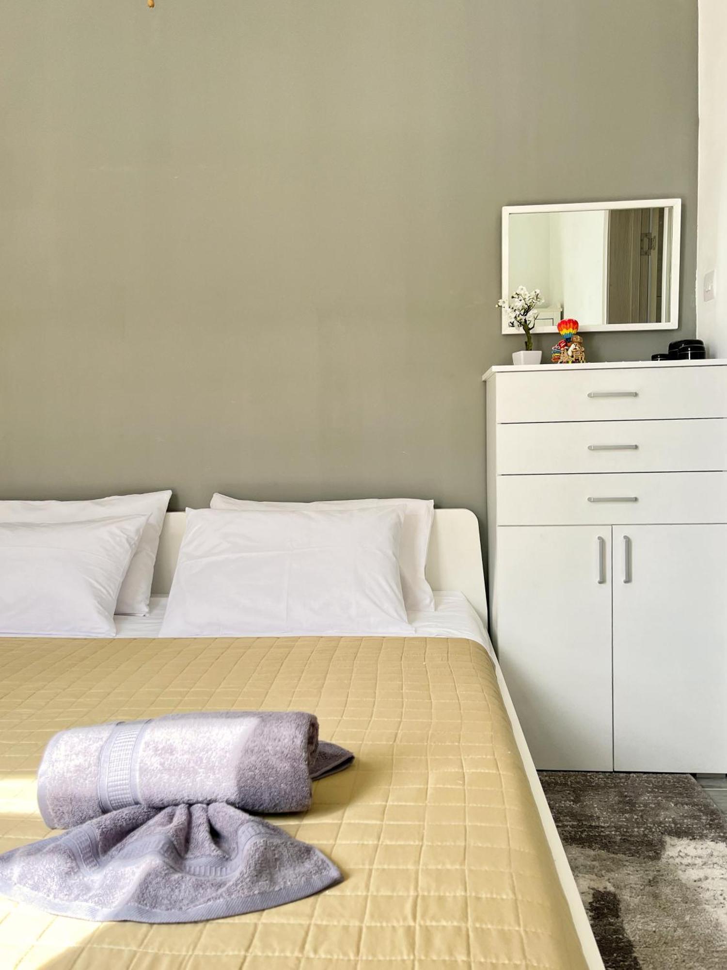 Maria & Matthias - Apartments In Central Of Floriana Dış mekan fotoğraf