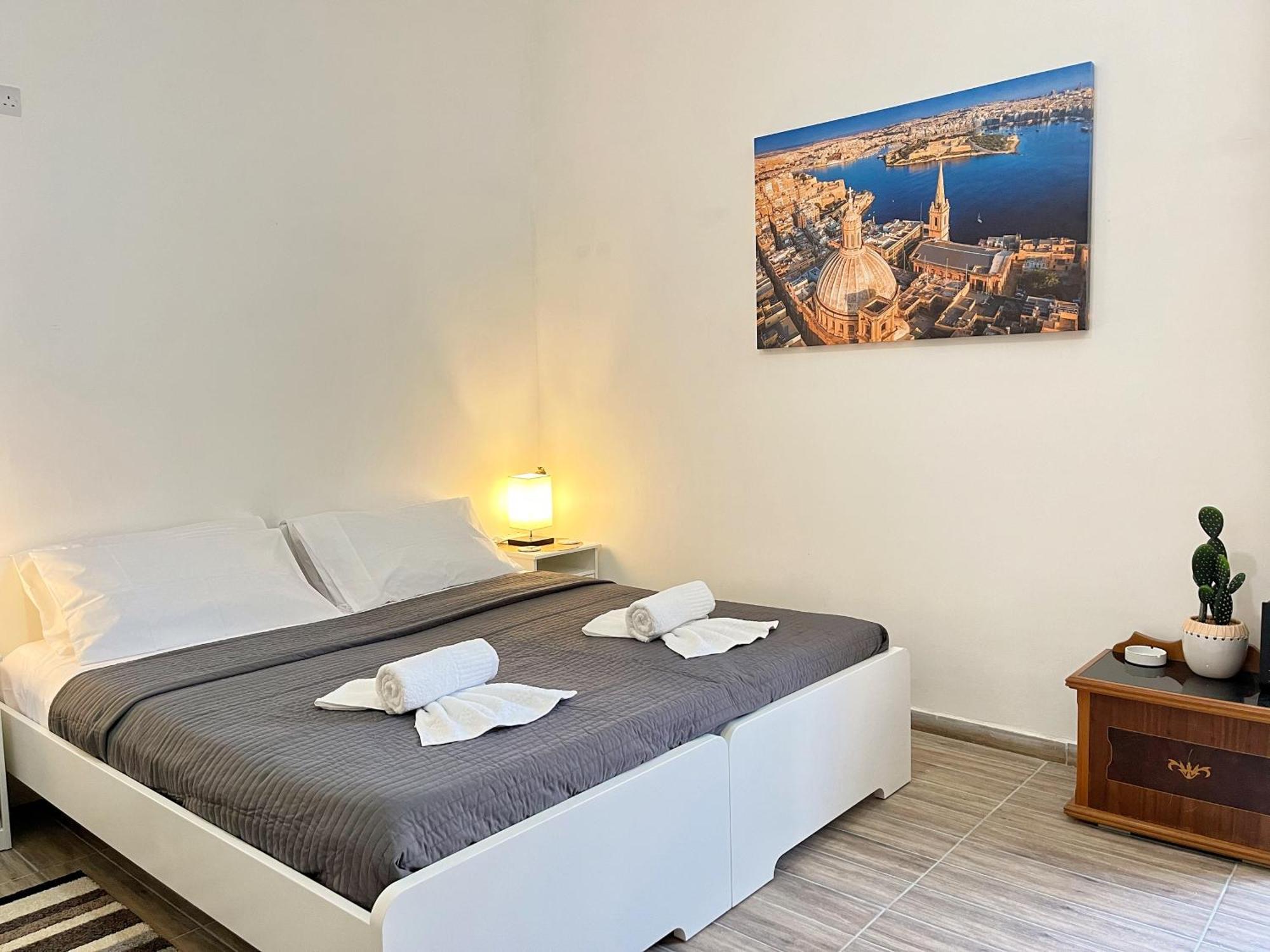 Maria & Matthias - Apartments In Central Of Floriana Dış mekan fotoğraf
